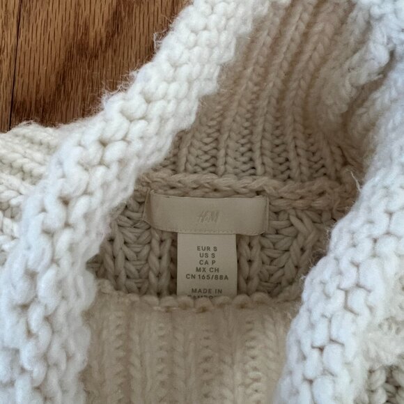 H&M - light beige knit sweater - high neck - wool blend - size s - Picture 3 of 5